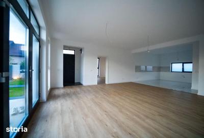 Casă cu 4 camere cu Teren 500 Mp în Bucov - 12