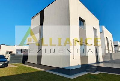 Casă individuală cu 4 camere cu Canalizare în Berceni
