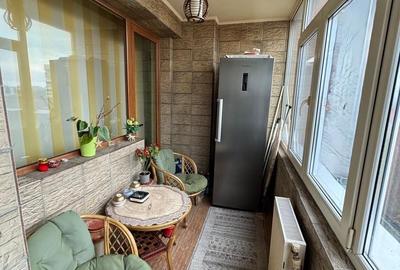 Apartament cu 2 camere decomandat în Piața Centrală - 2