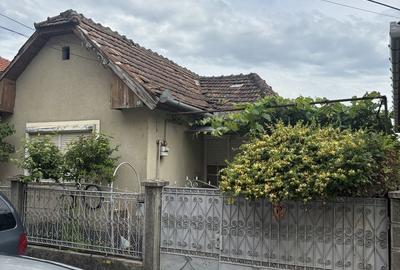 Casă cu 3 camere în Central - 2