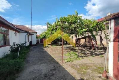 Casă individuală cu 3 camere cu Teren 2215 Mp în Ghioroc - 11