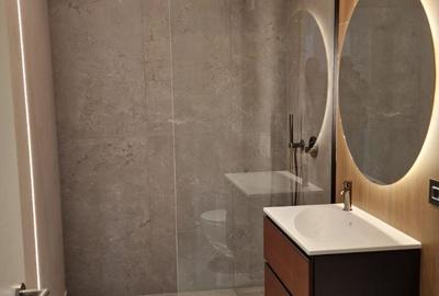 Apartament cu 2 camere decomandat în Tractorul
