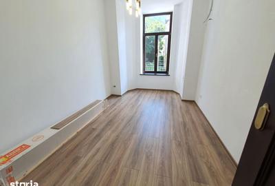 Casă cu 6 camere cu Canalizare în Ultracentral - 7
