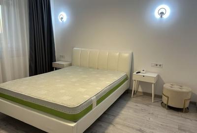 Apartament cu 2 camere decomandat în Exterior Vest