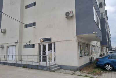 Spațiu comercial, de 63 mp, în Central