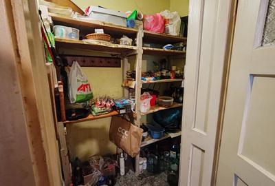 Casă individuală cu 3 camere cu Canalizare în Cristian - 9