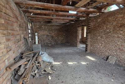 Casă cu 3 camere cu Teren 176 Mp în Central