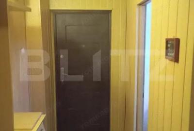 Apartament cu 2 camere semidecomandat în Micro 11