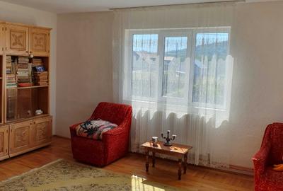Casă cu 3 camere în Vulcana-Pandele - 5