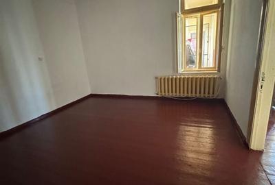 Apartament cu 3 camere în Ultracentral