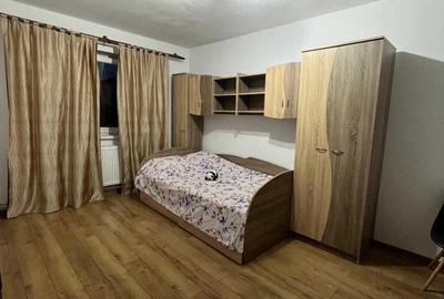 Apartament cu 2 camere decomandat în Cetate