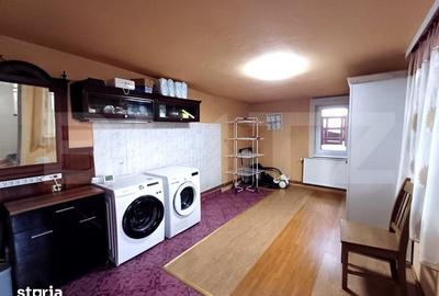 Casă cu 4 camere cu Teren 270 Mp în Central
