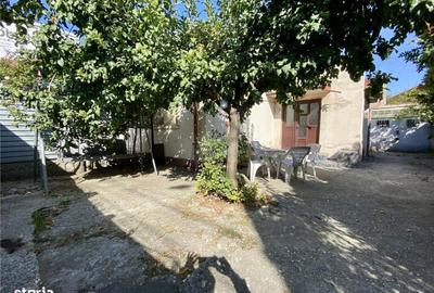 Casă cu 4 camere cu Teren 357 Mp în Lipovei
