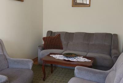 Casă cu 5 camere cu Teren 1550 Mp în Licuriciu - 2
