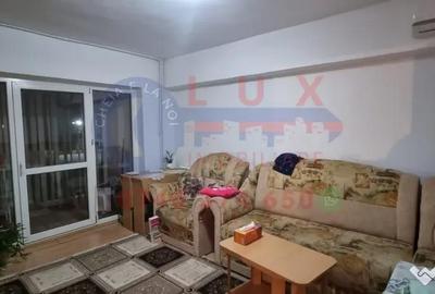 Apartament cu 2 camere decomandat în Pelican - 1