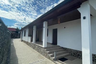 Casă cu 3 camere cu Teren 370 Mp în Viișoara