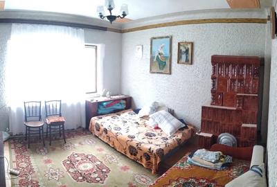 Casă cu 3 camere cu Teren 1200 Mp în Florești