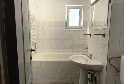 Apartament cu 3 camere decomandat în Giurgiului - 6