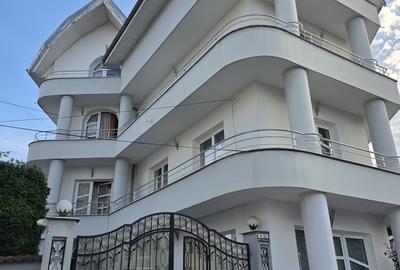 Casă cu 4 camere în Central - 3