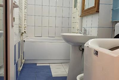 Apartament cu 2 camere decomandat în Exterior Vest