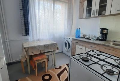 Apartament cu 2 camere semidecomandat în Ultracentral