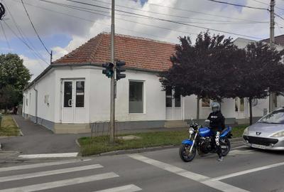 Casă cu 4 camere cu Teren 400 Mp în Mehala - 8