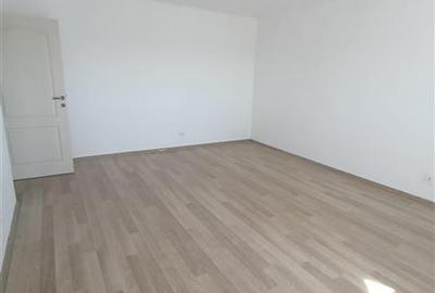 Garsonieră decomandată în Km 4-5 - 5