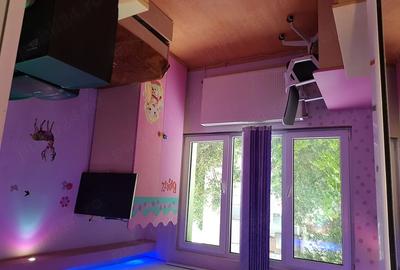 Apartament cu 3 camere decomandat în Drumul Taberei - 2