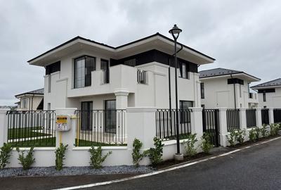 Casă cu 4 camere în Miroslava