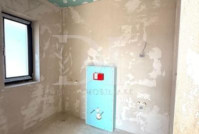 Casă cu 4 camere cu Teren 700 Mp în Jucu