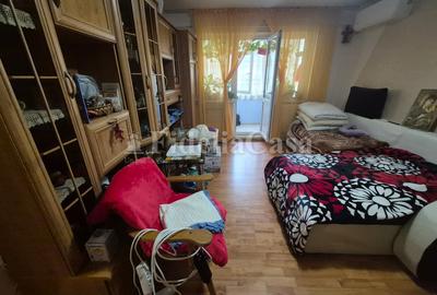 Apartament cu 2 camere decomandat în Alexandru cel Bun
