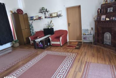Casă cu 3 camere cu Teren 250 Mp în Libertății - 5