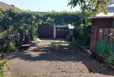 Casă cu 4 camere în Central - 6