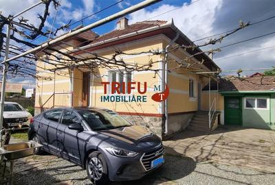 Casă individuală cu 4 camere cu Canalizare în Cetate