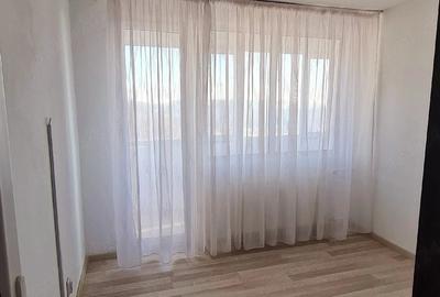 Apartament cu 2 camere decomandat în Ghencea
