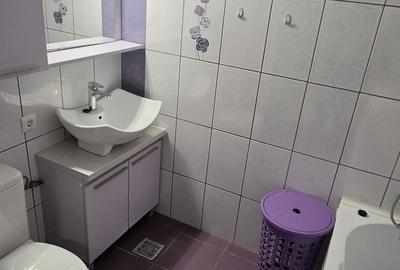 Garsonieră decomandată în Obcini