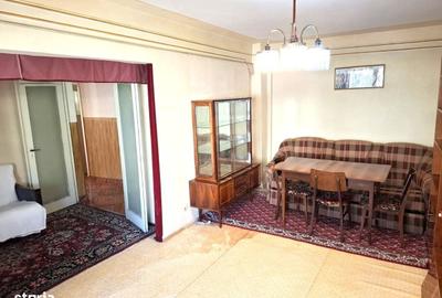 Apartament cu 4 camere decomandat în Unirii Sud