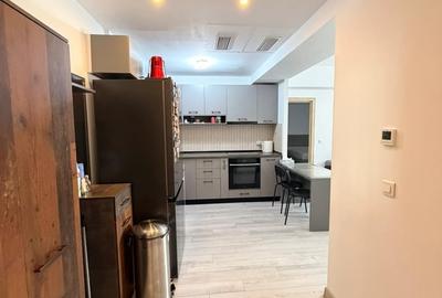 Apartament cu 3 camere semidecomandat în Vitan - 10