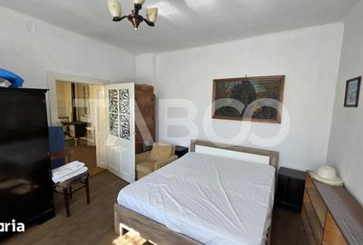 Casă cu 2 camere cu Teren 85 Mp în Central
