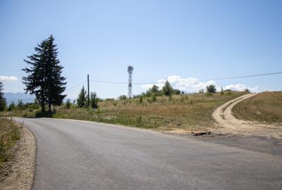 Teren extravilan de 4200 mp, în Vulcan - 6
