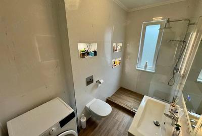 Apartament cu 3 camere decomandat în Florești