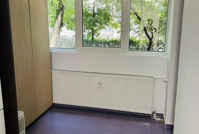Garsonieră decomandată, mobilată în Drumul Taberei