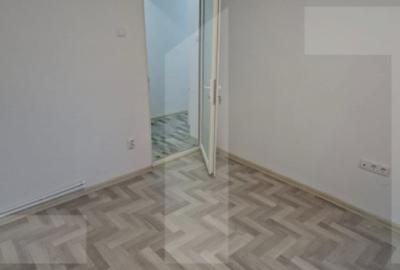 Apartament cu 3 camere decomandat în Central - 3
