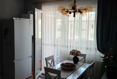 Apartament cu 3 camere decomandat în Exterior Vest - 4