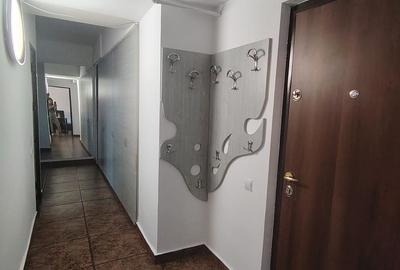 Apartament cu 3 camere decomandat în Ultracentral