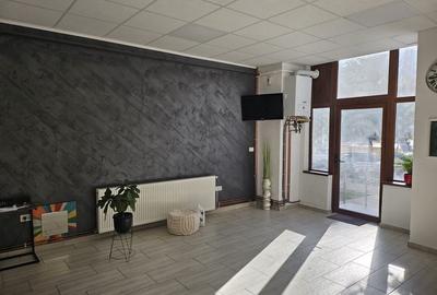 Spațiu comercial, de 57 mp, în Central - 2