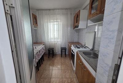 Apartament cu 3 camere decomandat în Dacia - 8