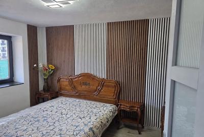 Casă cu 3 camere cu Teren 1100 Mp în Central