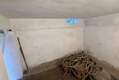 Casă cu 4 camere cu Teren 1105 Mp în Strejnicu