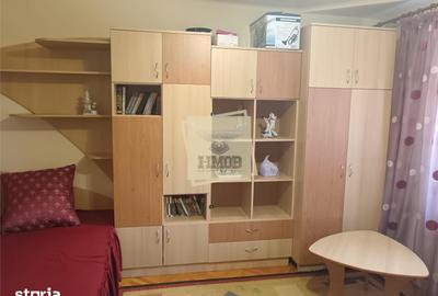 Casă cu 6 camere cu Teren 650 Mp în Țiglari